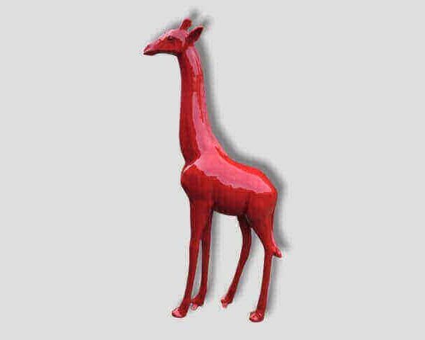 Lebensgroße Deko Giraffe in rot